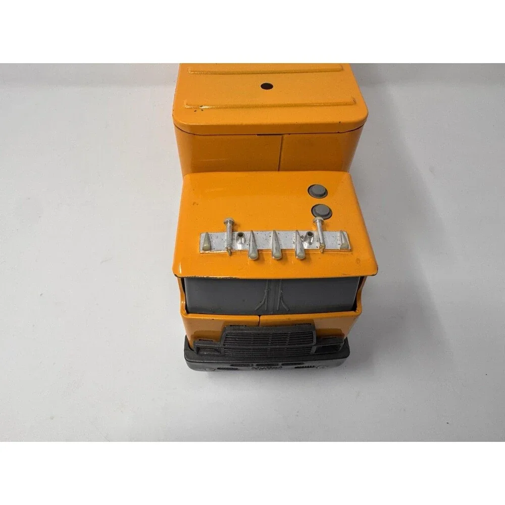 Nylint Thunder Runner Trash Masher Garbage Truck Sound Machine (Video)